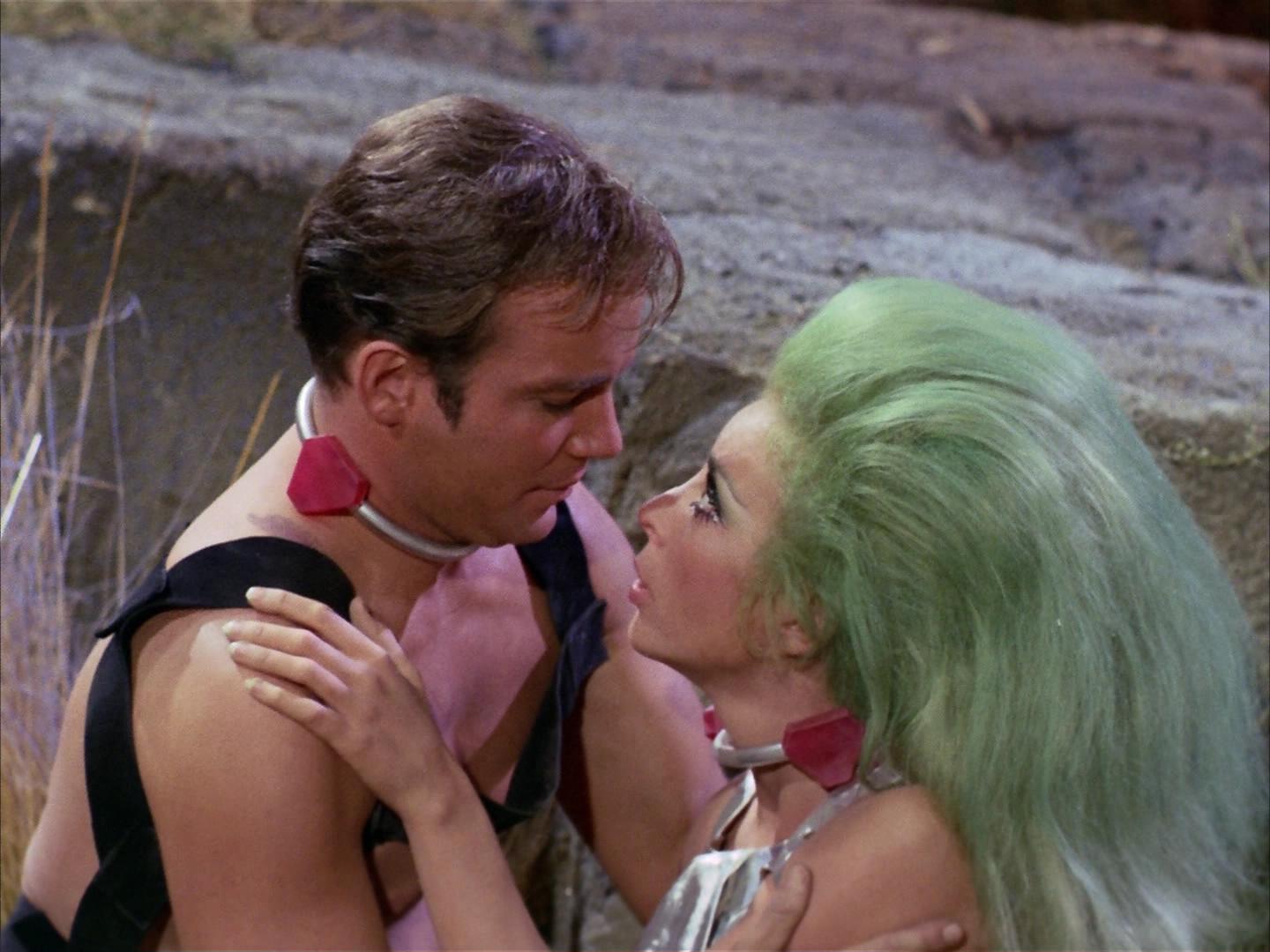 ariane179254_StarTrek_2x16_TheGamestersOfTriskelion_2090.jpg