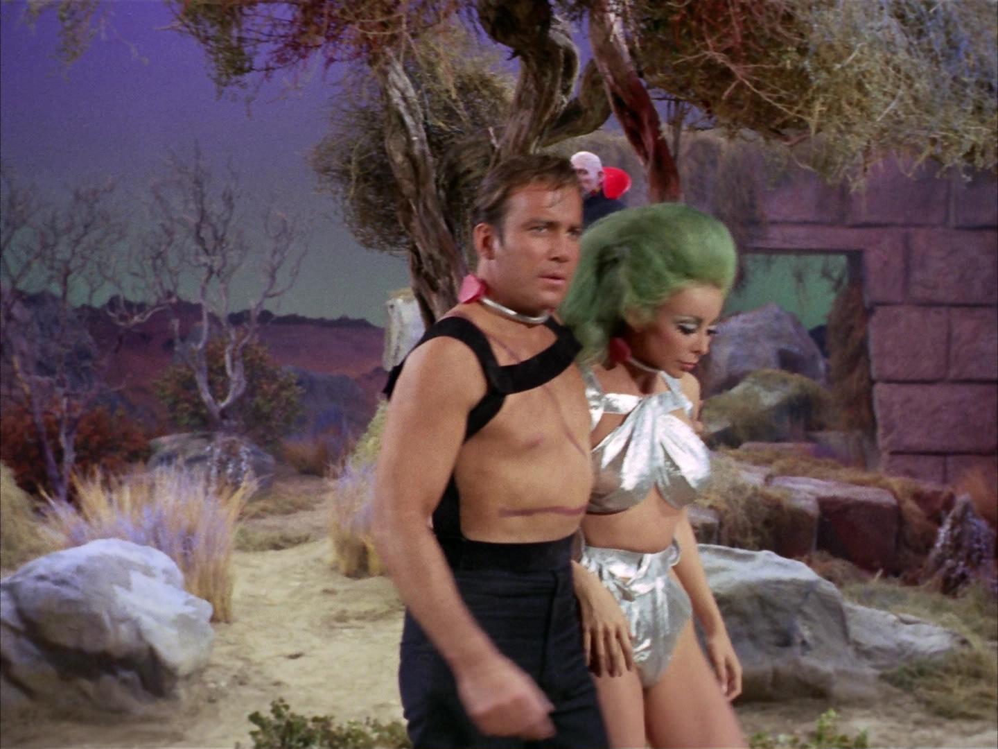 ariane179254_StarTrek_2x16_TheGamestersOfTriskelion_2119.jpg