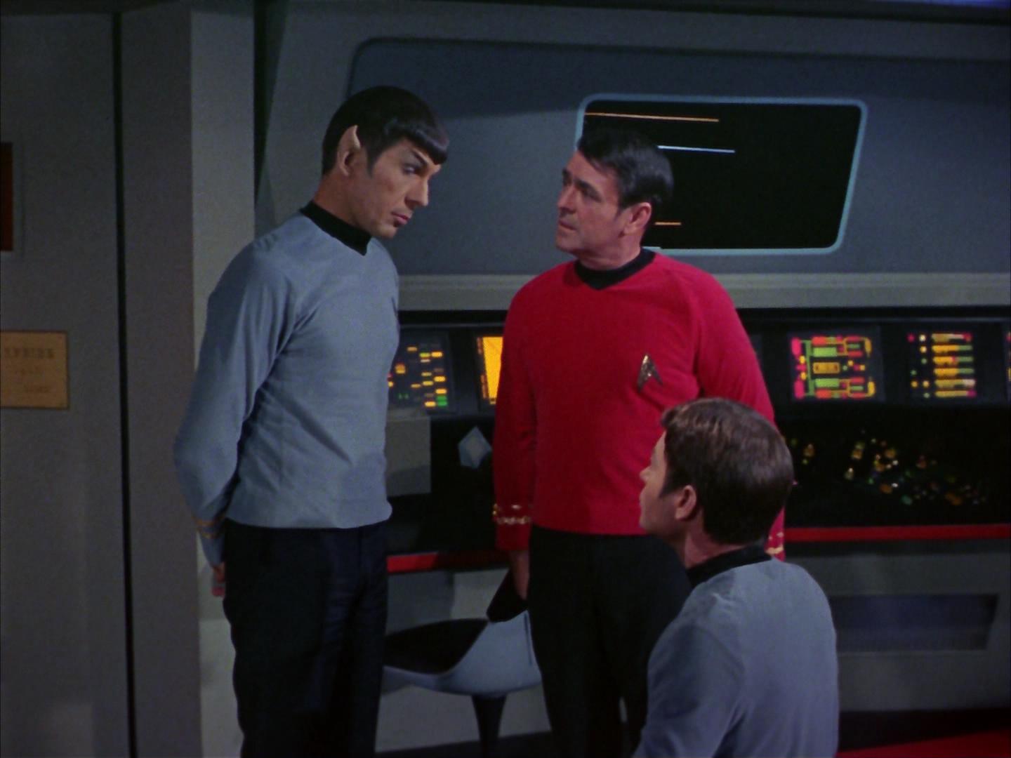 ariane179254_StarTrek_2x16_TheGamestersOfTriskelion_2234.jpg