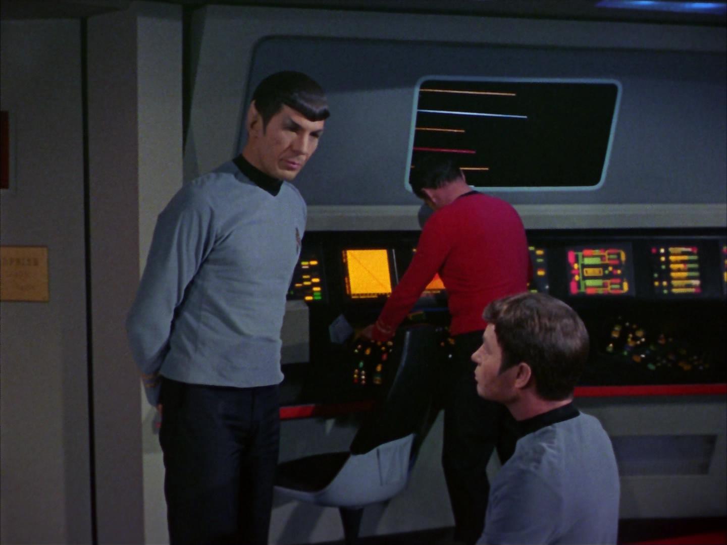 ariane179254_StarTrek_2x16_TheGamestersOfTriskelion_2248.jpg
