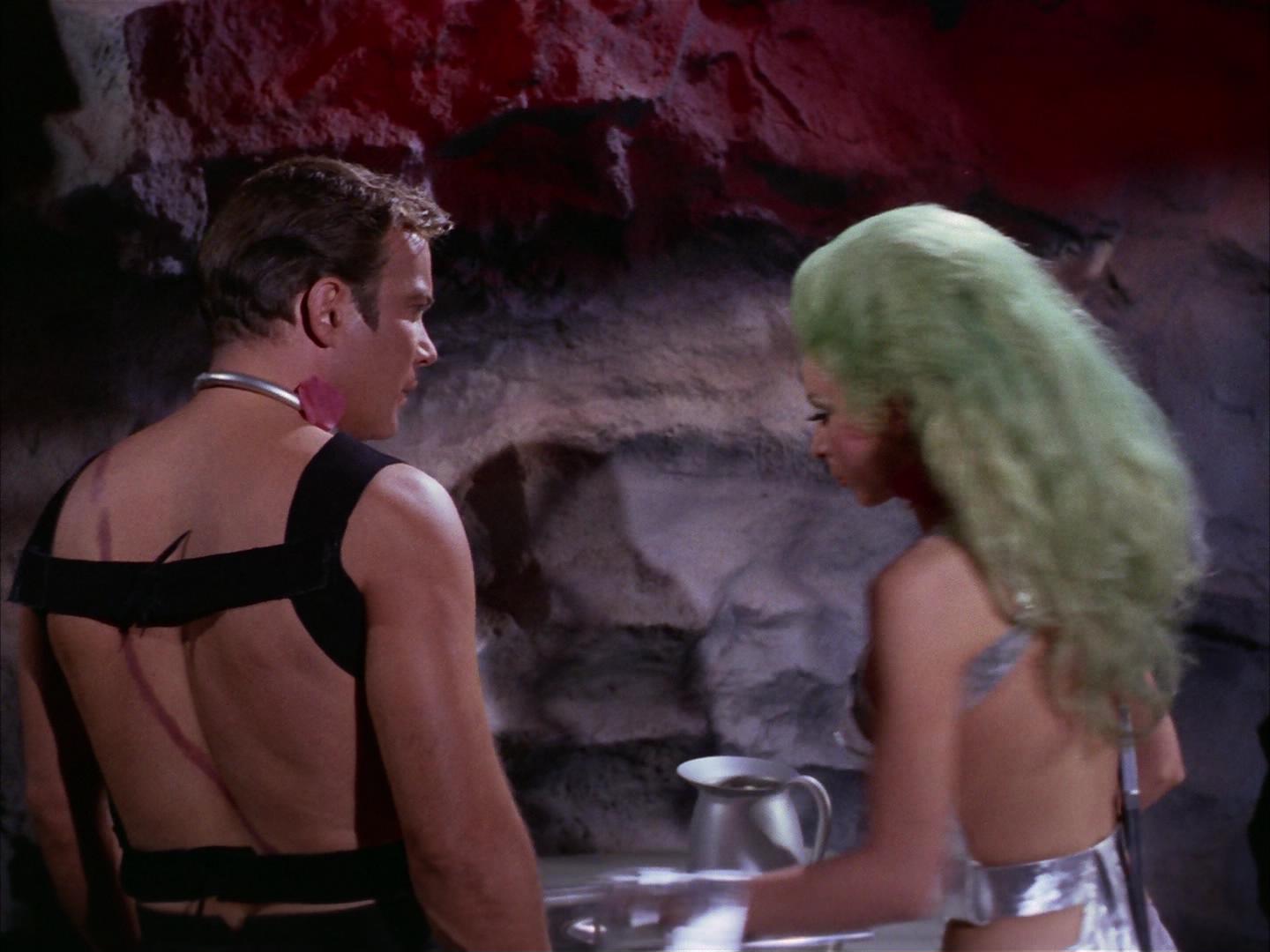 ariane179254_StarTrek_2x16_TheGamestersOfTriskelion_2264.jpg