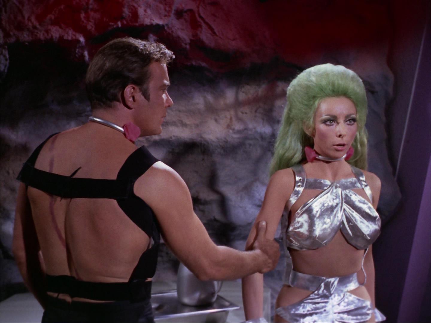 ariane179254_StarTrek_2x16_TheGamestersOfTriskelion_2279.jpg