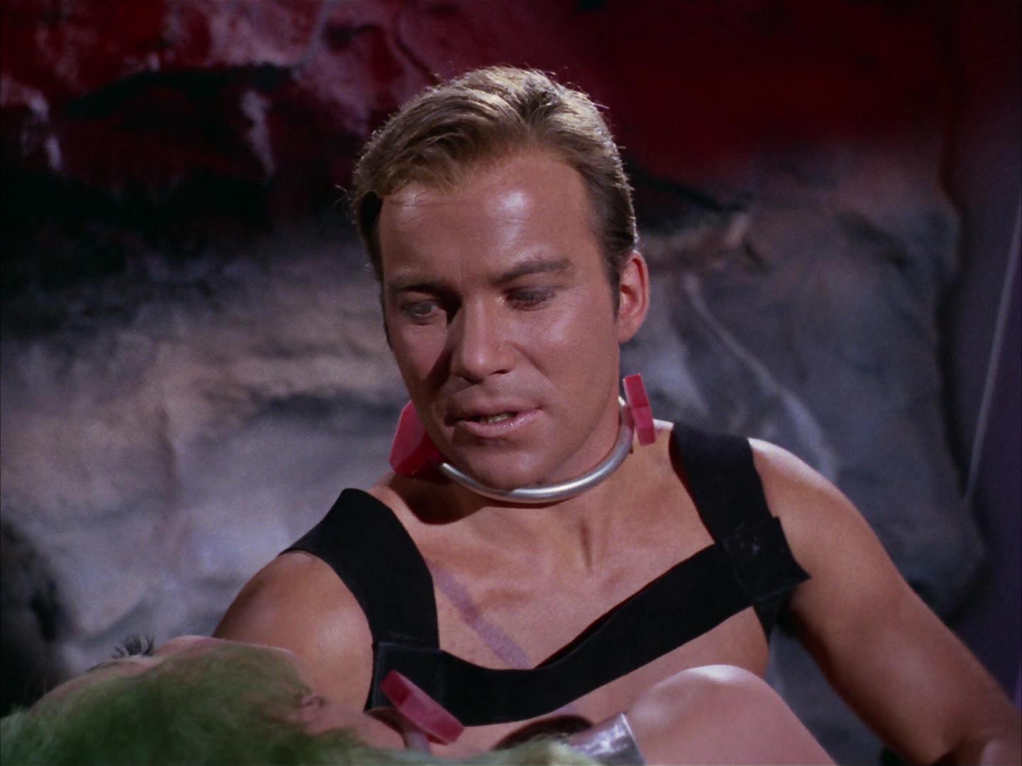ariane179254_StarTrek_2x16_TheGamestersOfTriskelion_2316.jpg