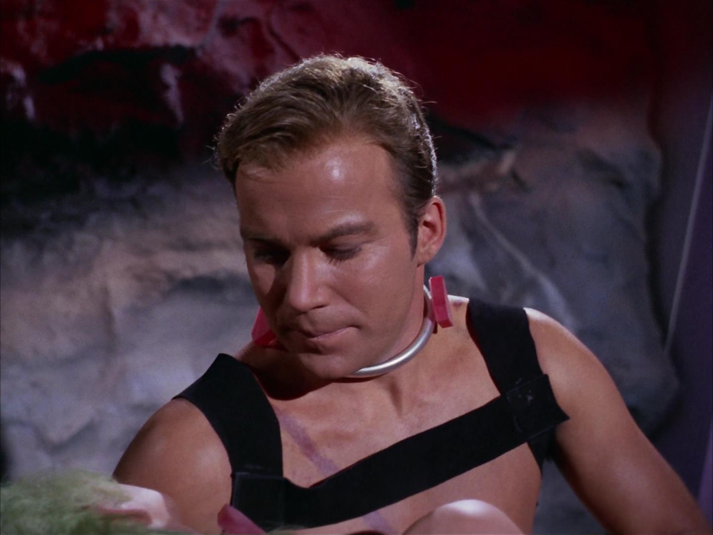 ariane179254_StarTrek_2x16_TheGamestersOfTriskelion_2318.jpg