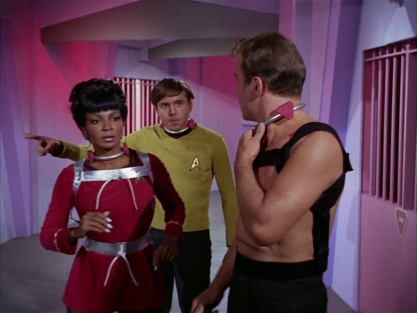 ariane179254_StarTrek_2x16_TheGamestersOfTriskelion_2357.jpg