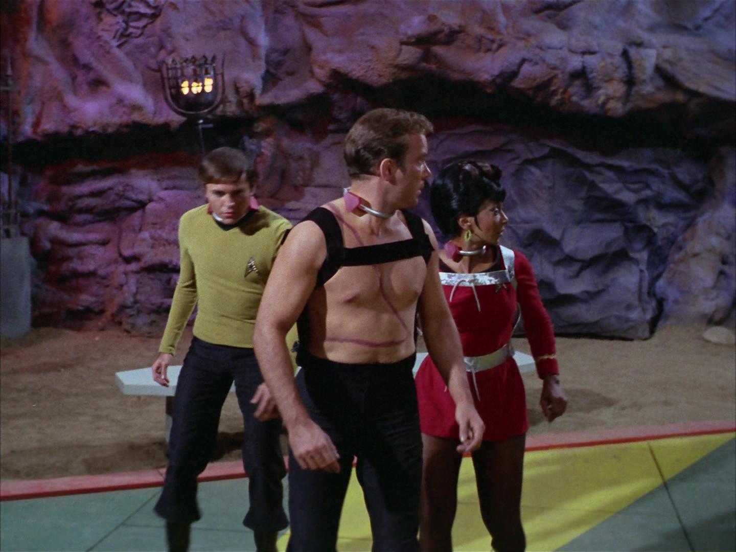 ariane179254_StarTrek_2x16_TheGamestersOfTriskelion_2367.jpg
