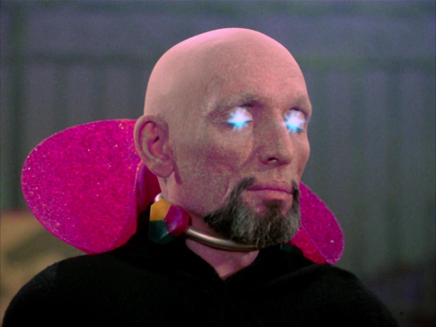 ariane179254_StarTrek_2x16_TheGamestersOfTriskelion_2376.jpg