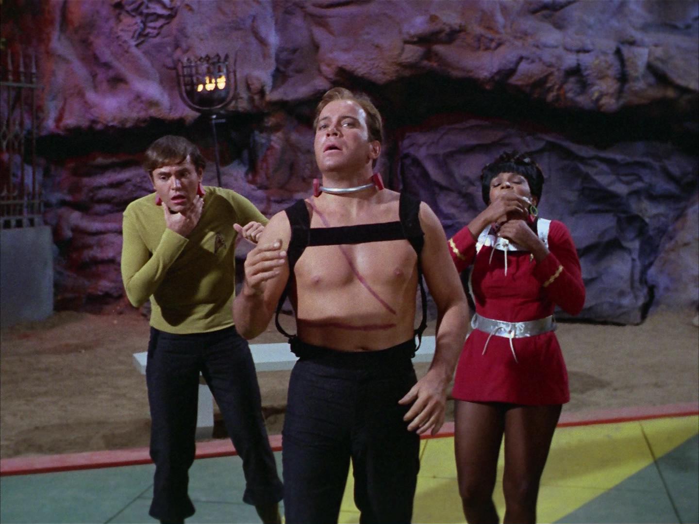 ariane179254_StarTrek_2x16_TheGamestersOfTriskelion_2384.jpg