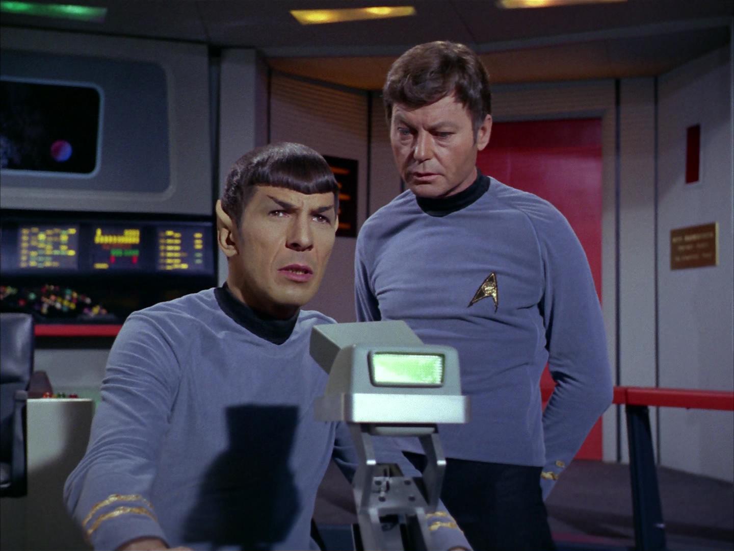 ariane179254_StarTrek_2x16_TheGamestersOfTriskelion_2440.jpg