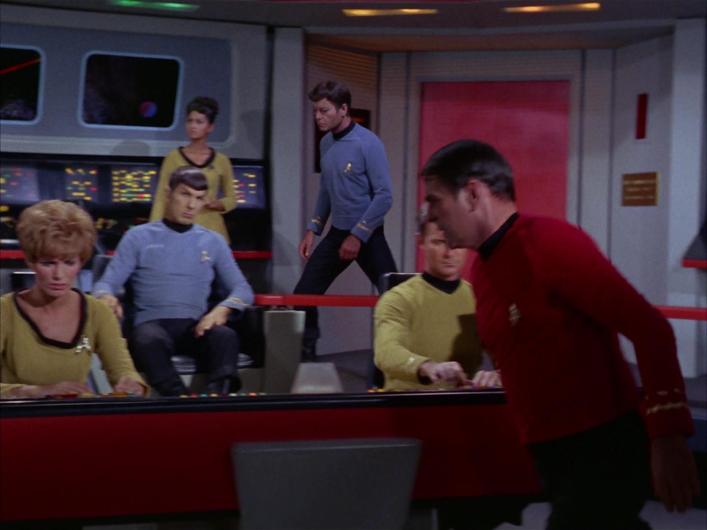 ariane179254_StarTrek_2x16_TheGamestersOfTriskelion_2503.jpg