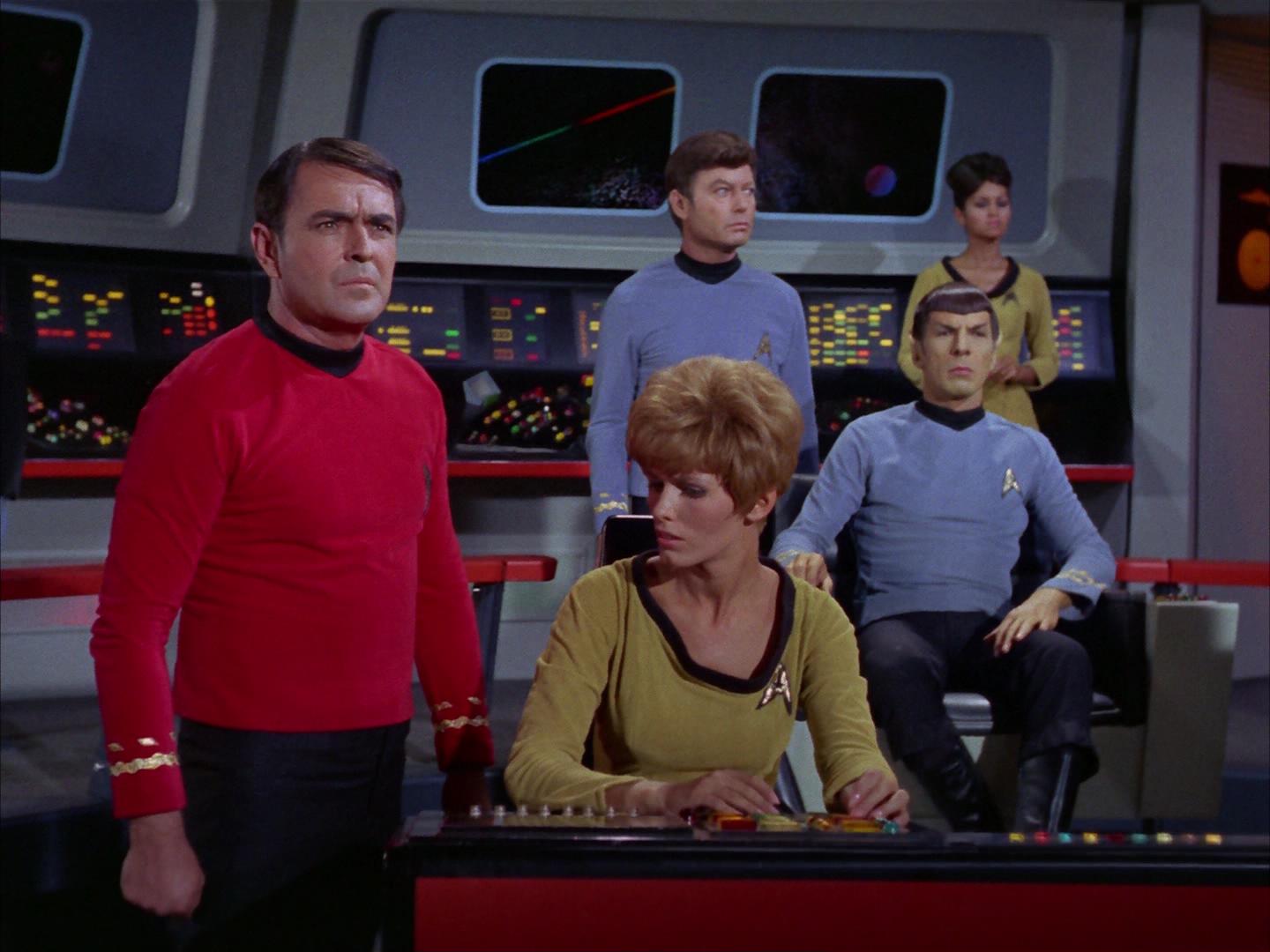 ariane179254_StarTrek_2x16_TheGamestersOfTriskelion_2520.jpg