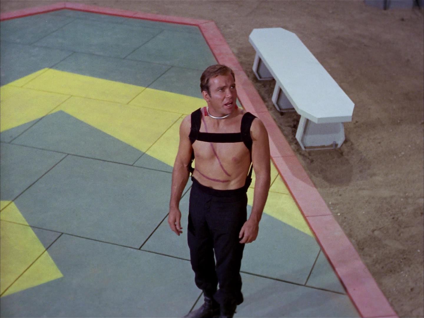 ariane179254_StarTrek_2x16_TheGamestersOfTriskelion_2549.jpg