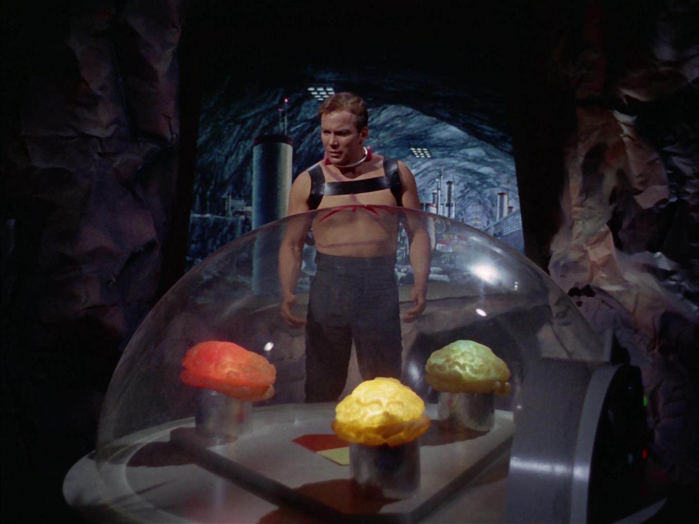 ariane179254_StarTrek_2x16_TheGamestersOfTriskelion_2603.jpg