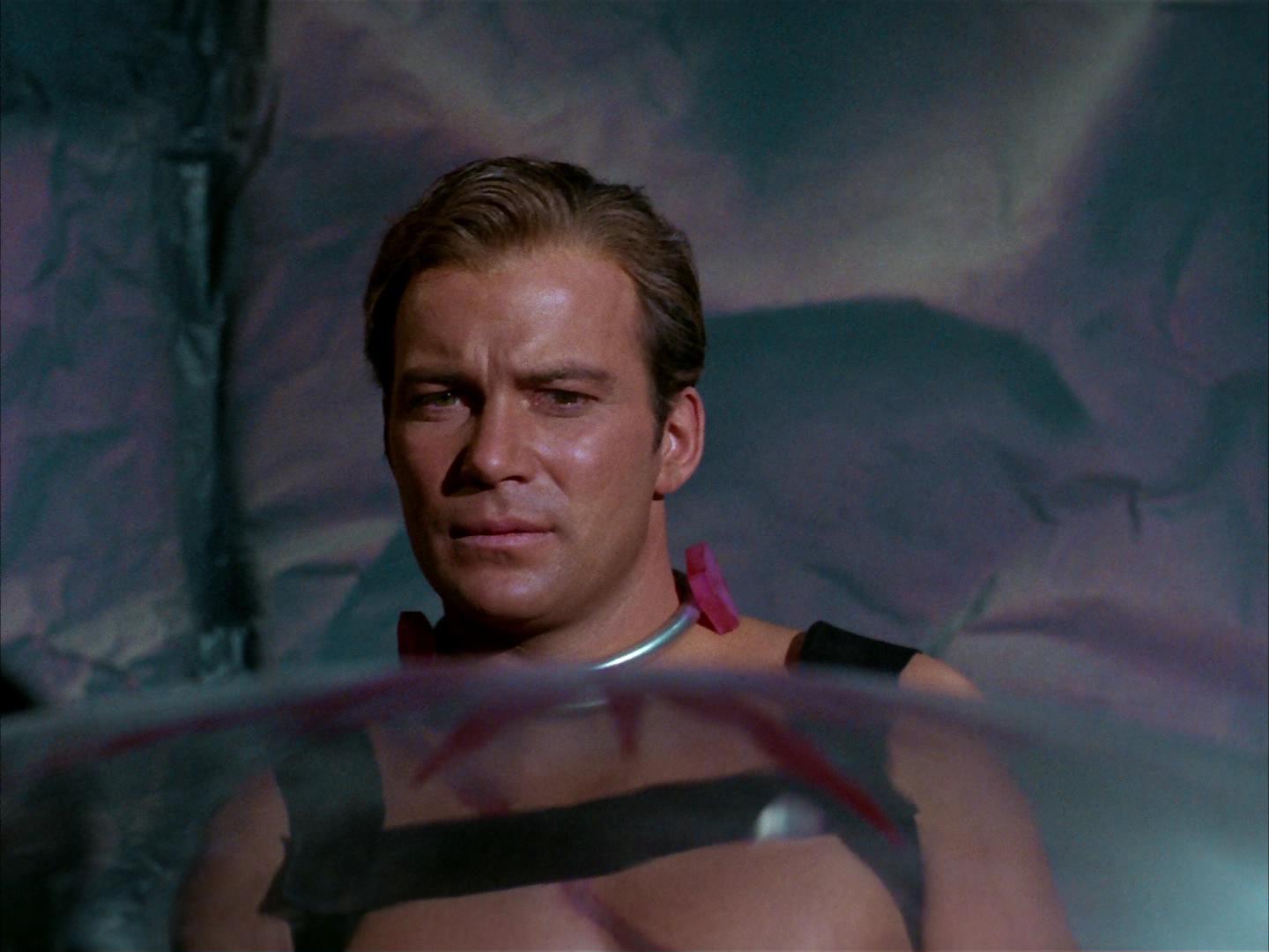 ariane179254_StarTrek_2x16_TheGamestersOfTriskelion_2665.jpg