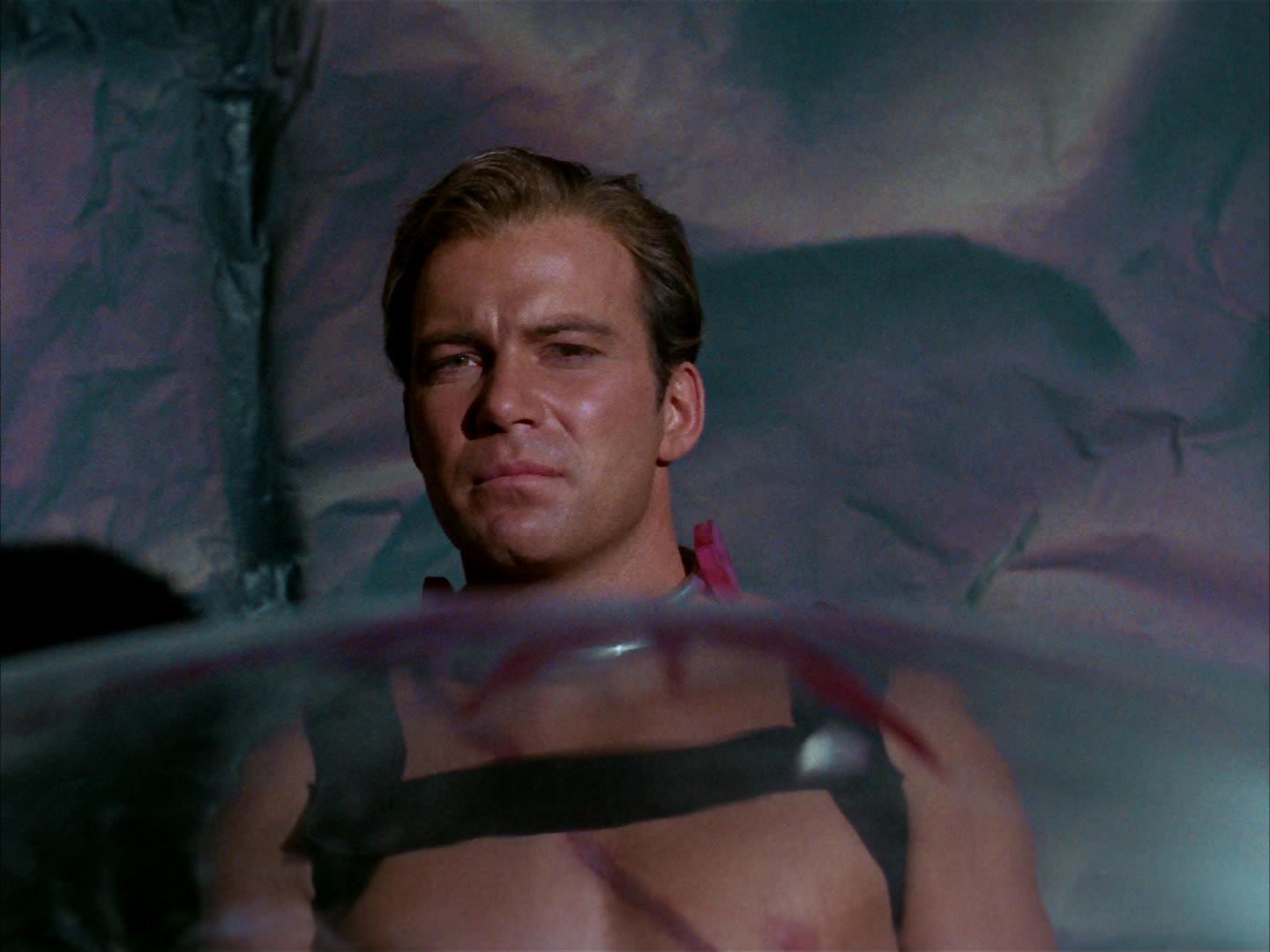 ariane179254_StarTrek_2x16_TheGamestersOfTriskelion_2672.jpg