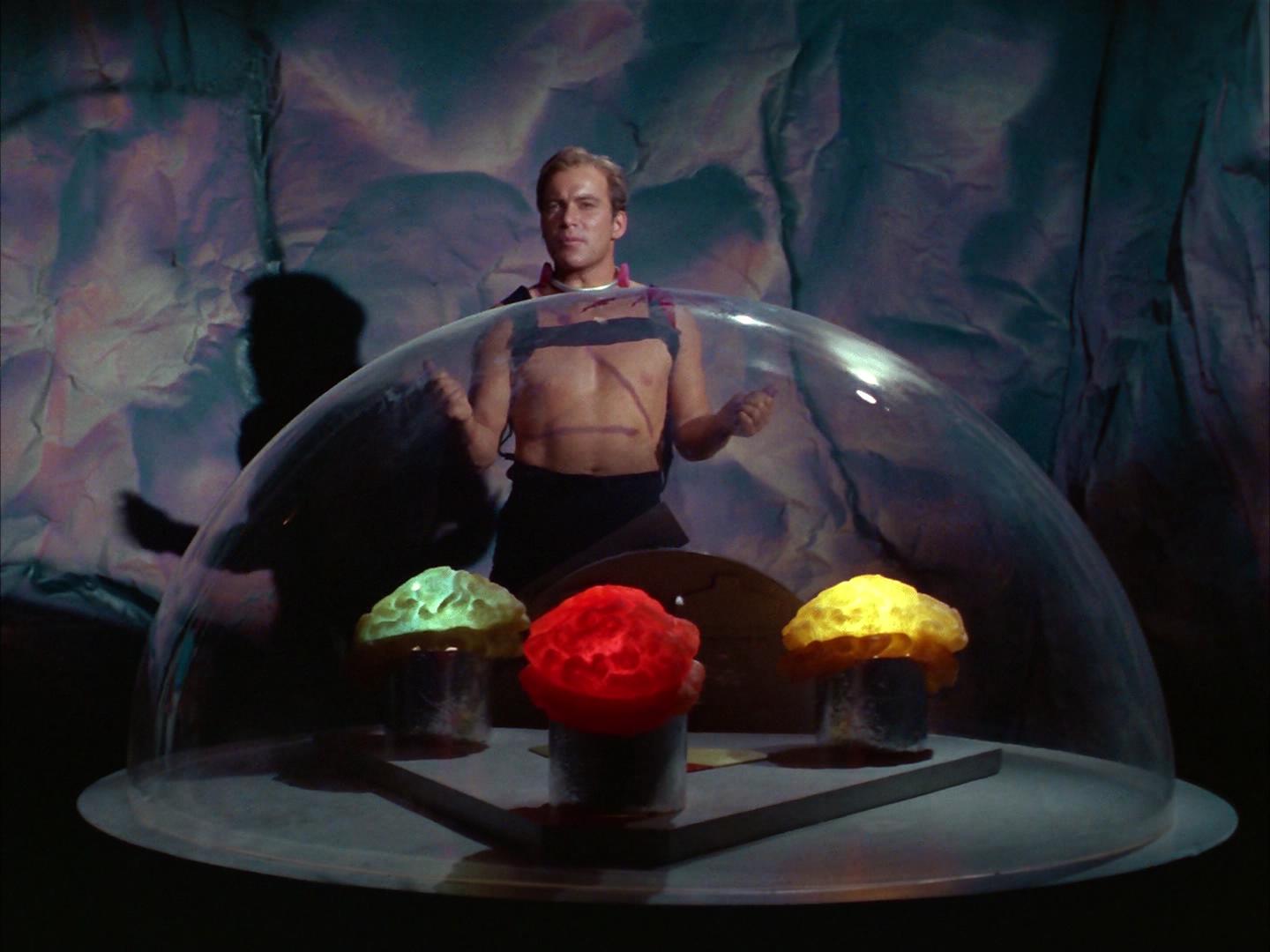 ariane179254_StarTrek_2x16_TheGamestersOfTriskelion_2705.jpg