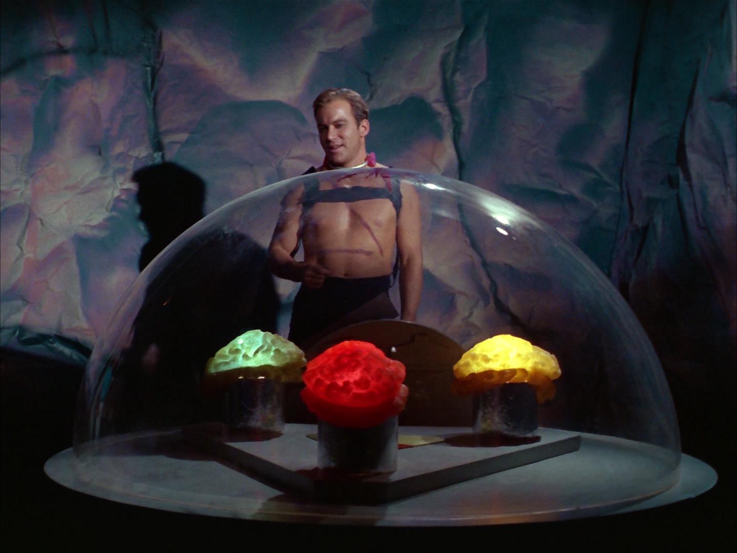 ariane179254_StarTrek_2x16_TheGamestersOfTriskelion_2713.jpg