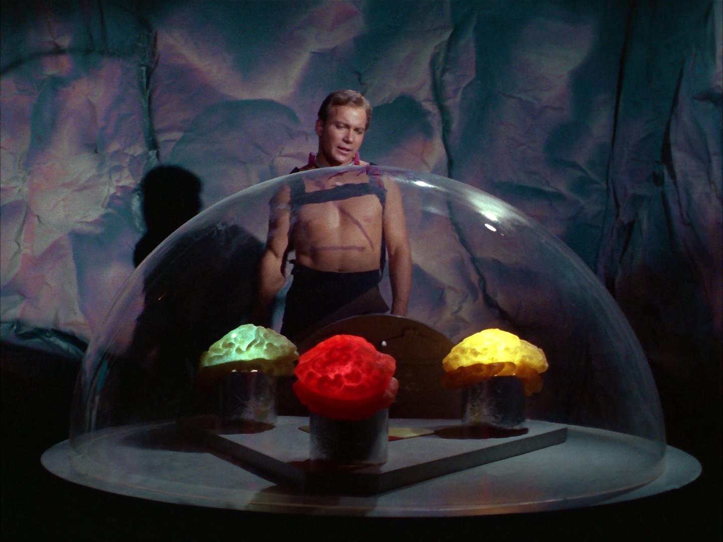 ariane179254_StarTrek_2x16_TheGamestersOfTriskelion_2719.jpg