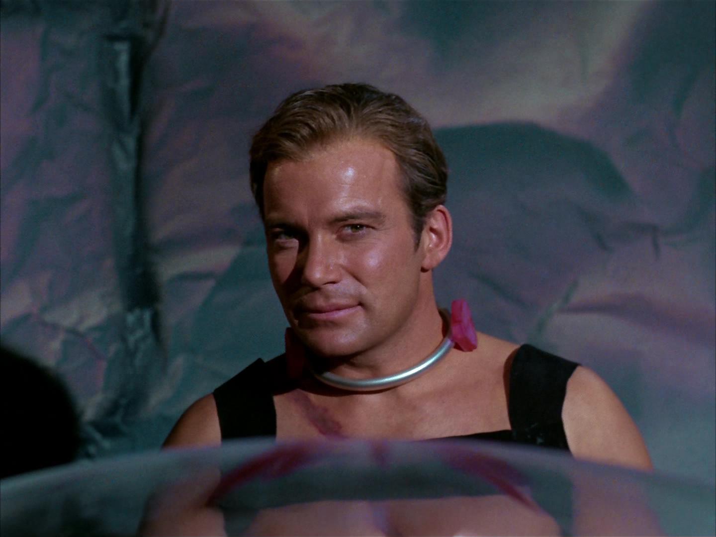 ariane179254_StarTrek_2x16_TheGamestersOfTriskelion_2724.jpg