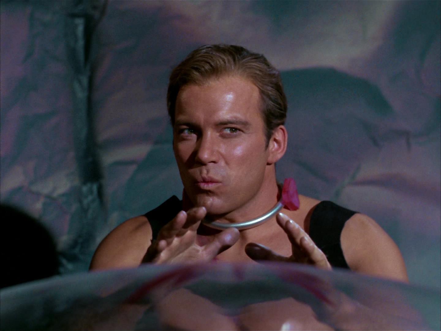 ariane179254_StarTrek_2x16_TheGamestersOfTriskelion_2730.jpg