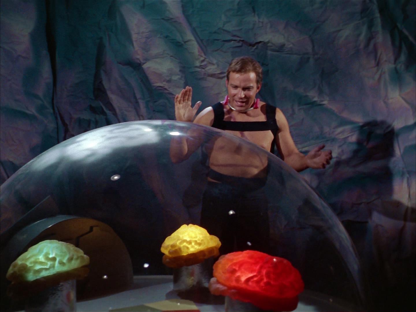 ariane179254_StarTrek_2x16_TheGamestersOfTriskelion_2749.jpg