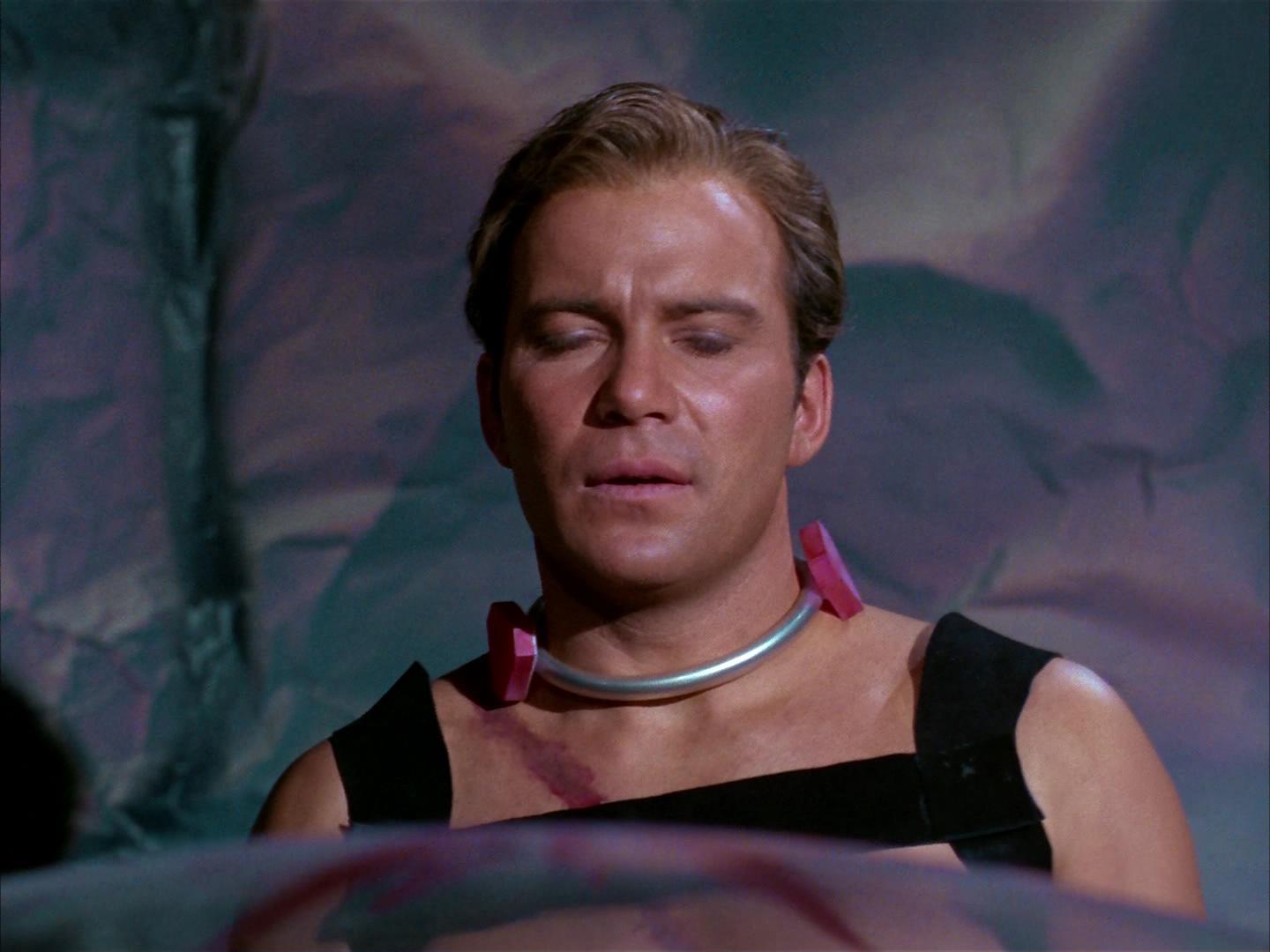 ariane179254_StarTrek_2x16_TheGamestersOfTriskelion_2837.jpg