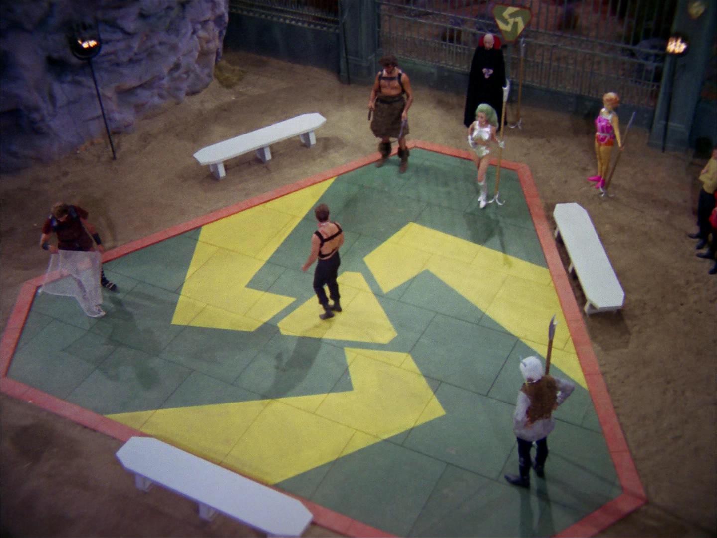 ariane179254_StarTrek_2x16_TheGamestersOfTriskelion_2874.jpg