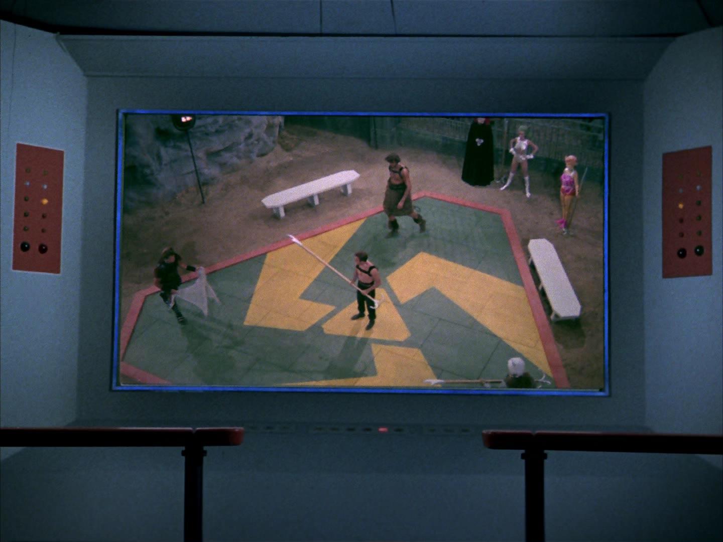 ariane179254_StarTrek_2x16_TheGamestersOfTriskelion_2893.jpg