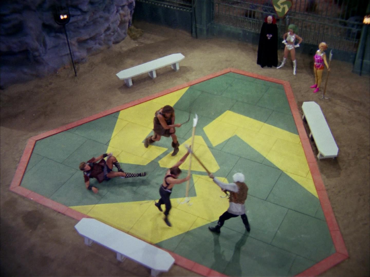 ariane179254_StarTrek_2x16_TheGamestersOfTriskelion_2921.jpg