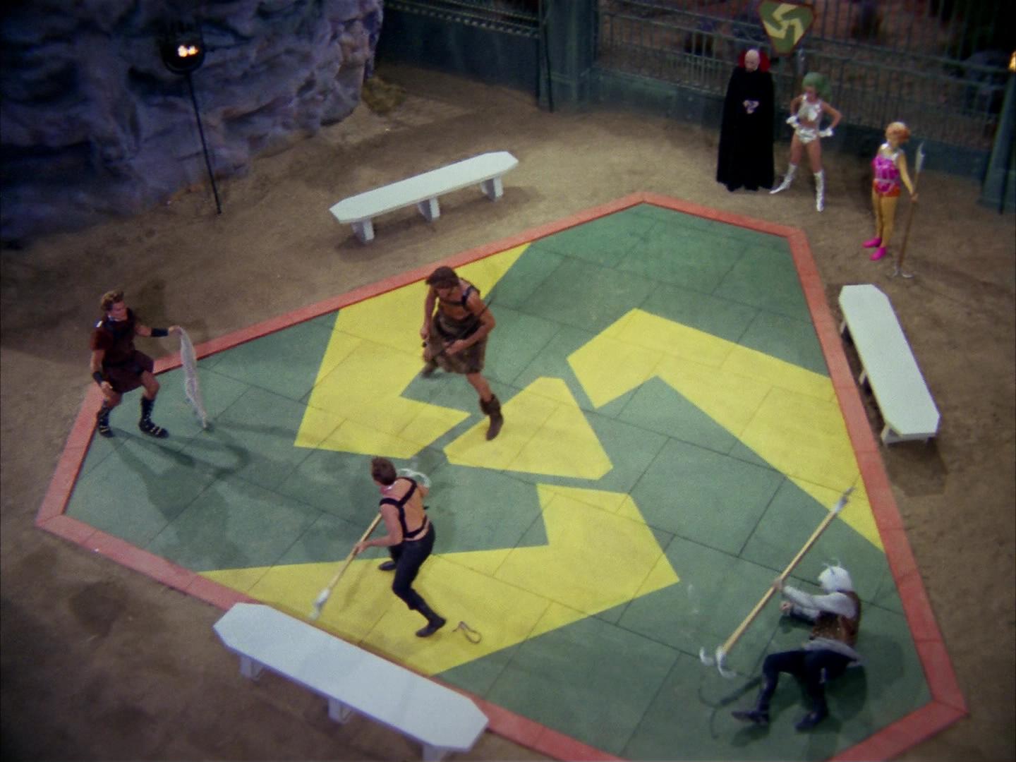 ariane179254_StarTrek_2x16_TheGamestersOfTriskelion_2924.jpg