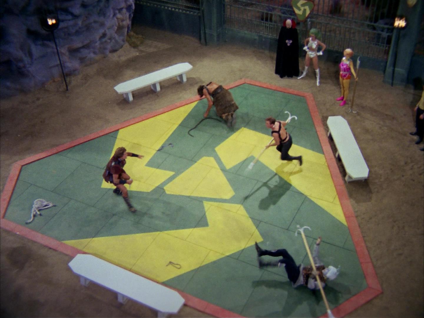 ariane179254_StarTrek_2x16_TheGamestersOfTriskelion_2946.jpg