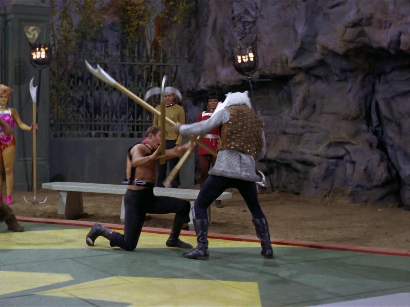 ariane179254_StarTrek_2x16_TheGamestersOfTriskelion_2953.jpg