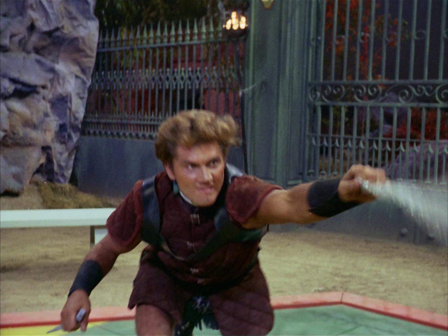 ariane179254_StarTrek_2x16_TheGamestersOfTriskelion_2972.jpg