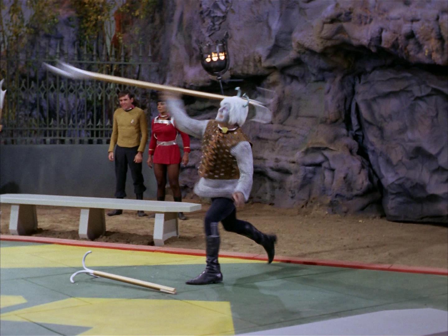 ariane179254_StarTrek_2x16_TheGamestersOfTriskelion_2976.jpg