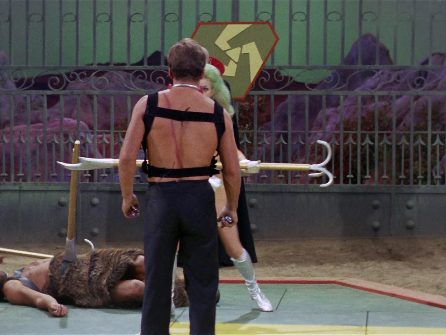 ariane179254_StarTrek_2x16_TheGamestersOfTriskelion_3002.jpg