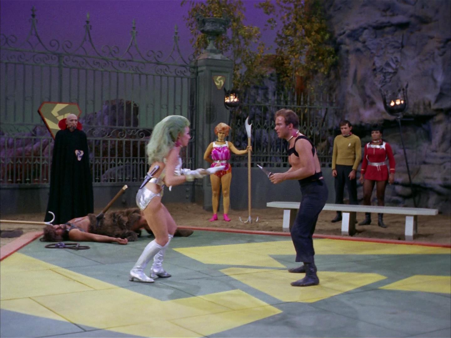 ariane179254_StarTrek_2x16_TheGamestersOfTriskelion_3013.jpg