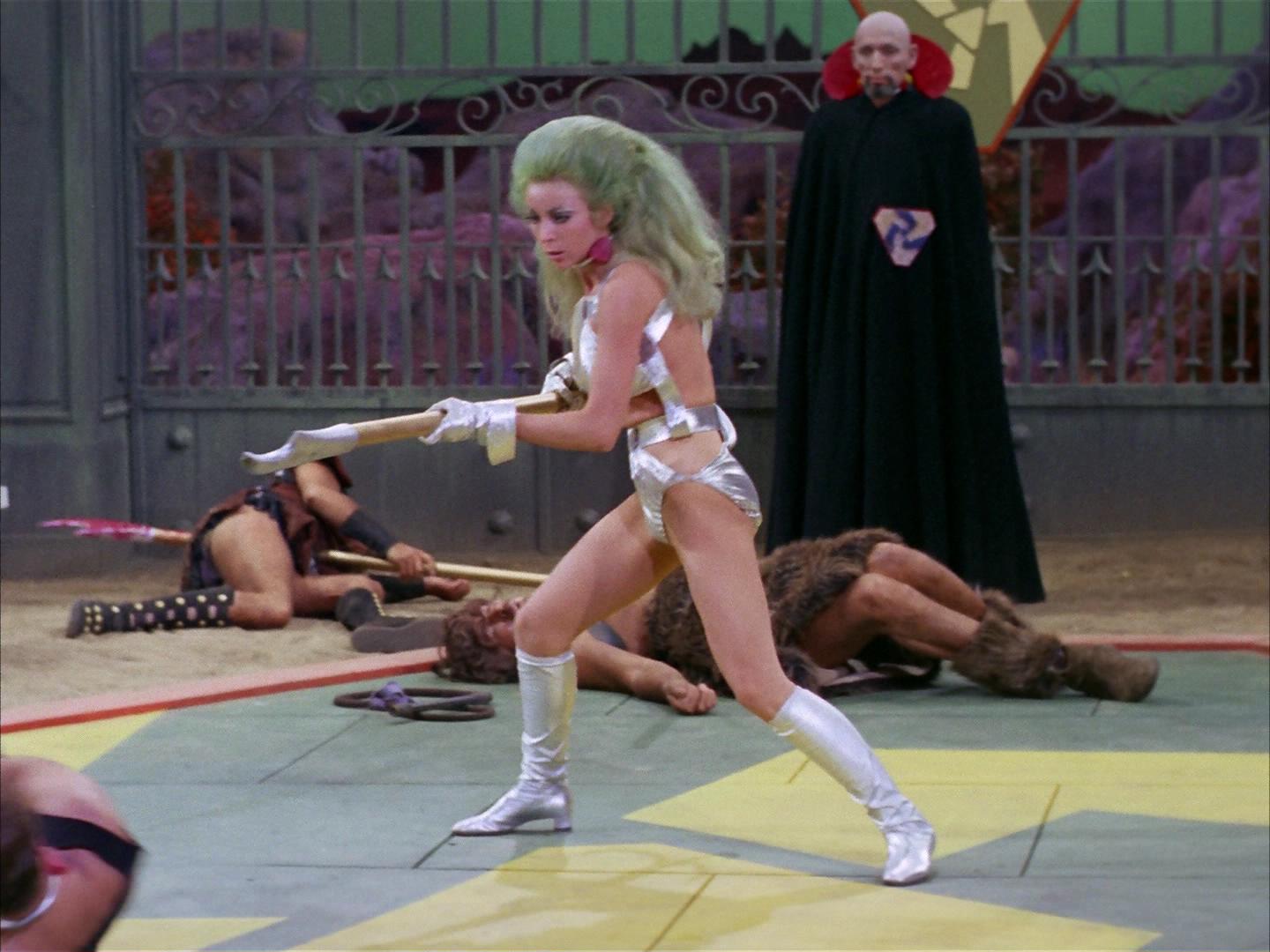 ariane179254_StarTrek_2x16_TheGamestersOfTriskelion_3031.jpg