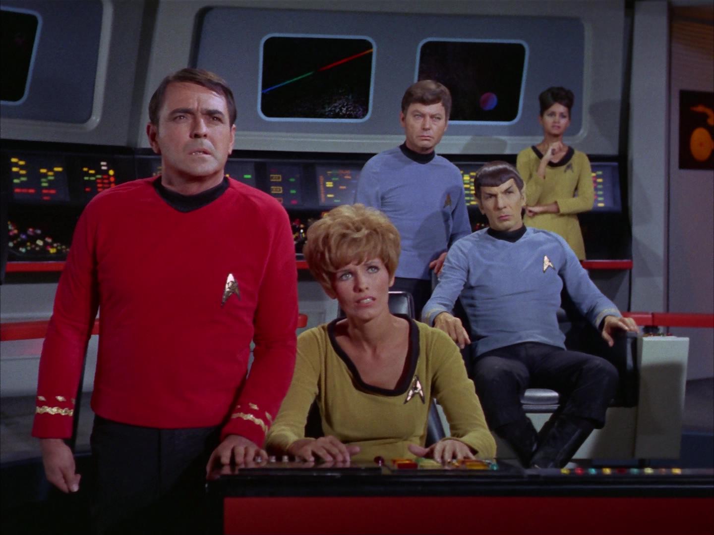 ariane179254_StarTrek_2x16_TheGamestersOfTriskelion_3052.jpg