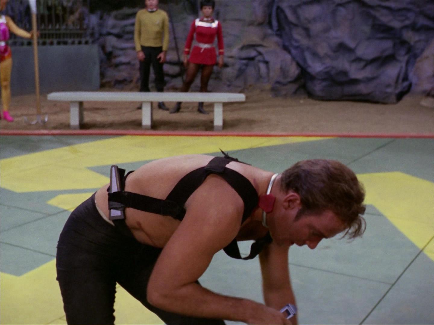ariane179254_StarTrek_2x16_TheGamestersOfTriskelion_3067.jpg