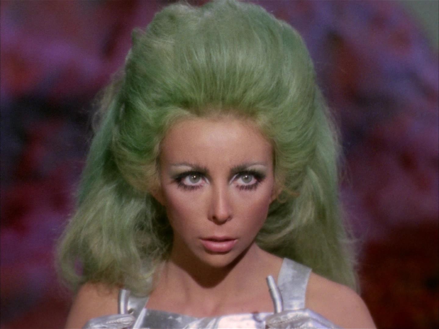 ariane179254_StarTrek_2x16_TheGamestersOfTriskelion_3086.jpg