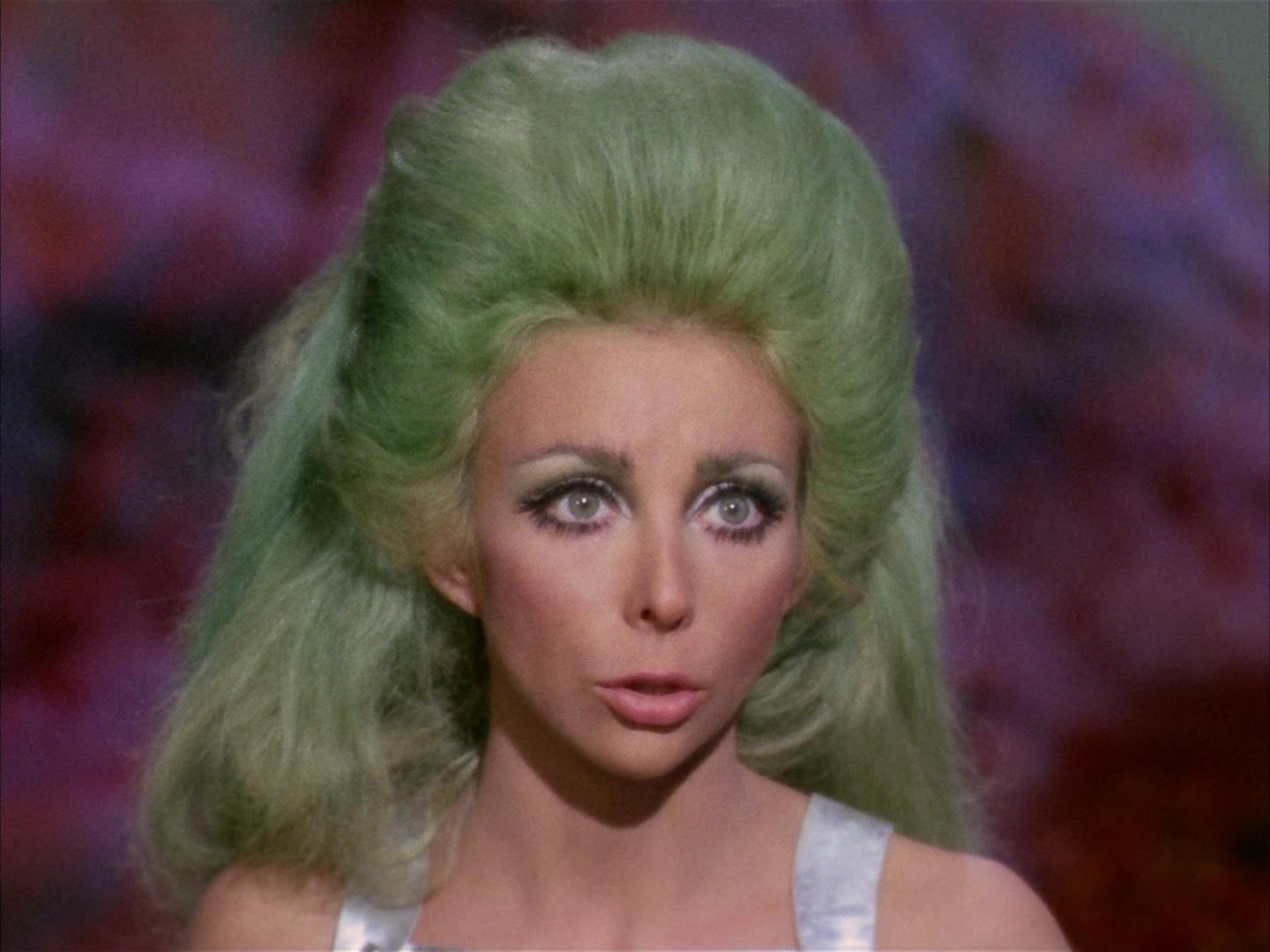ariane179254_StarTrek_2x16_TheGamestersOfTriskelion_3121.jpg