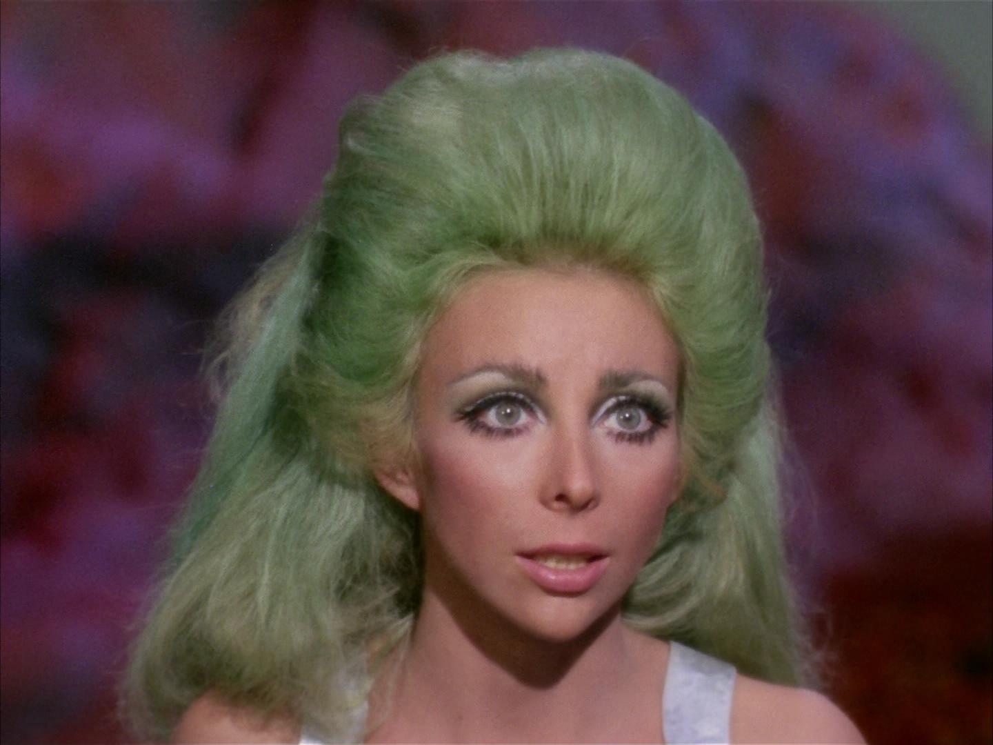 ariane179254_StarTrek_2x16_TheGamestersOfTriskelion_3134.jpg