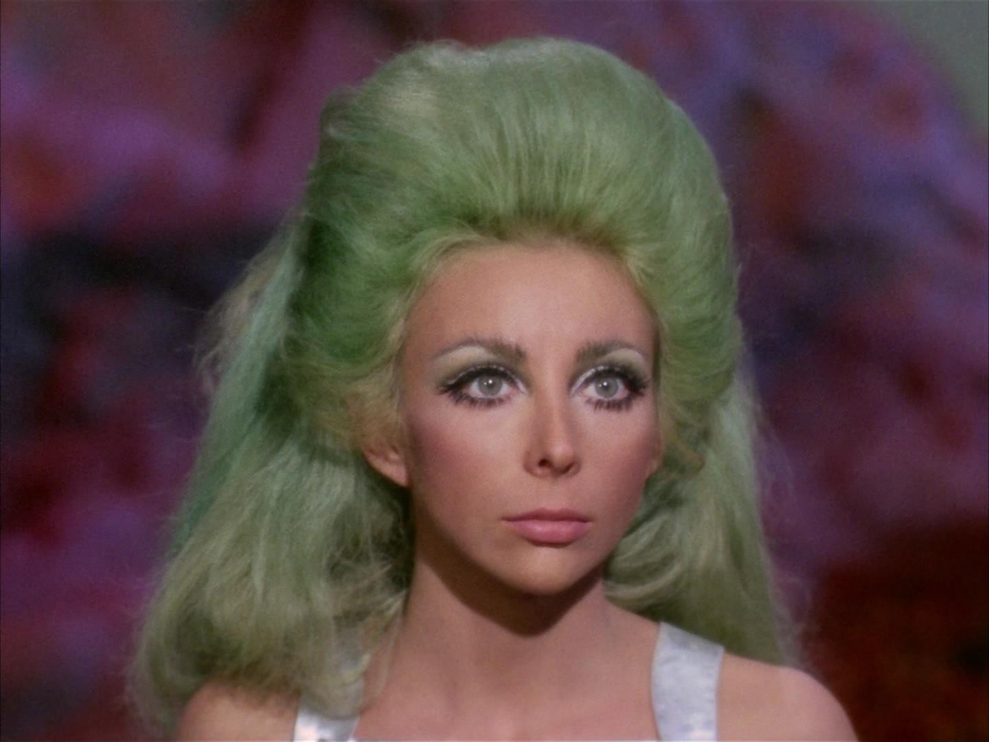 ariane179254_StarTrek_2x16_TheGamestersOfTriskelion_3154.jpg