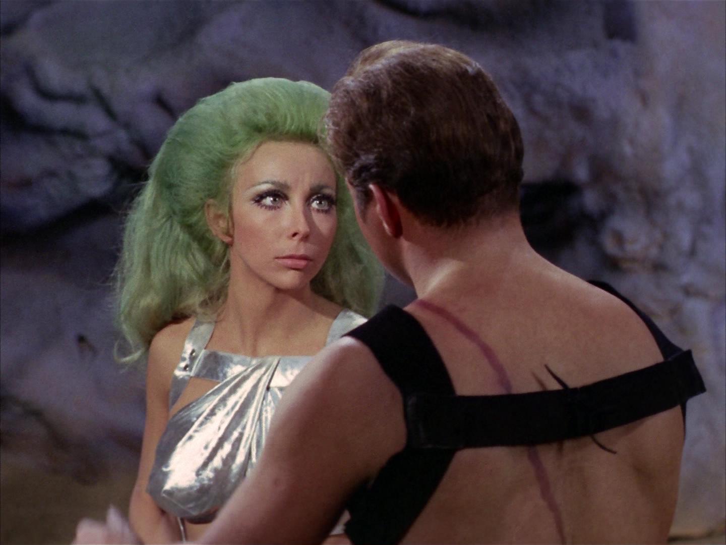 ariane179254_StarTrek_2x16_TheGamestersOfTriskelion_3160.jpg