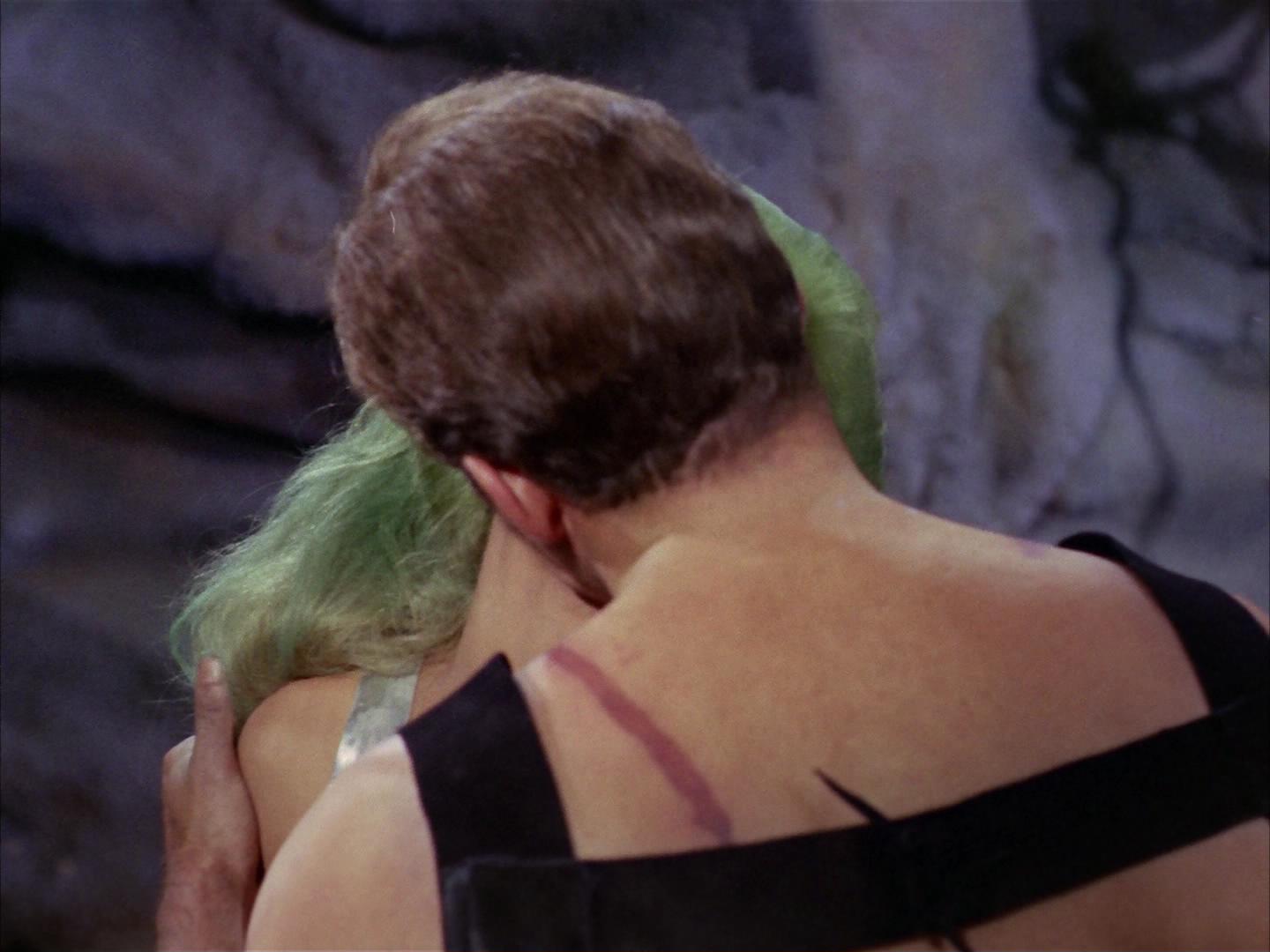 ariane179254_StarTrek_2x16_TheGamestersOfTriskelion_3162.jpg