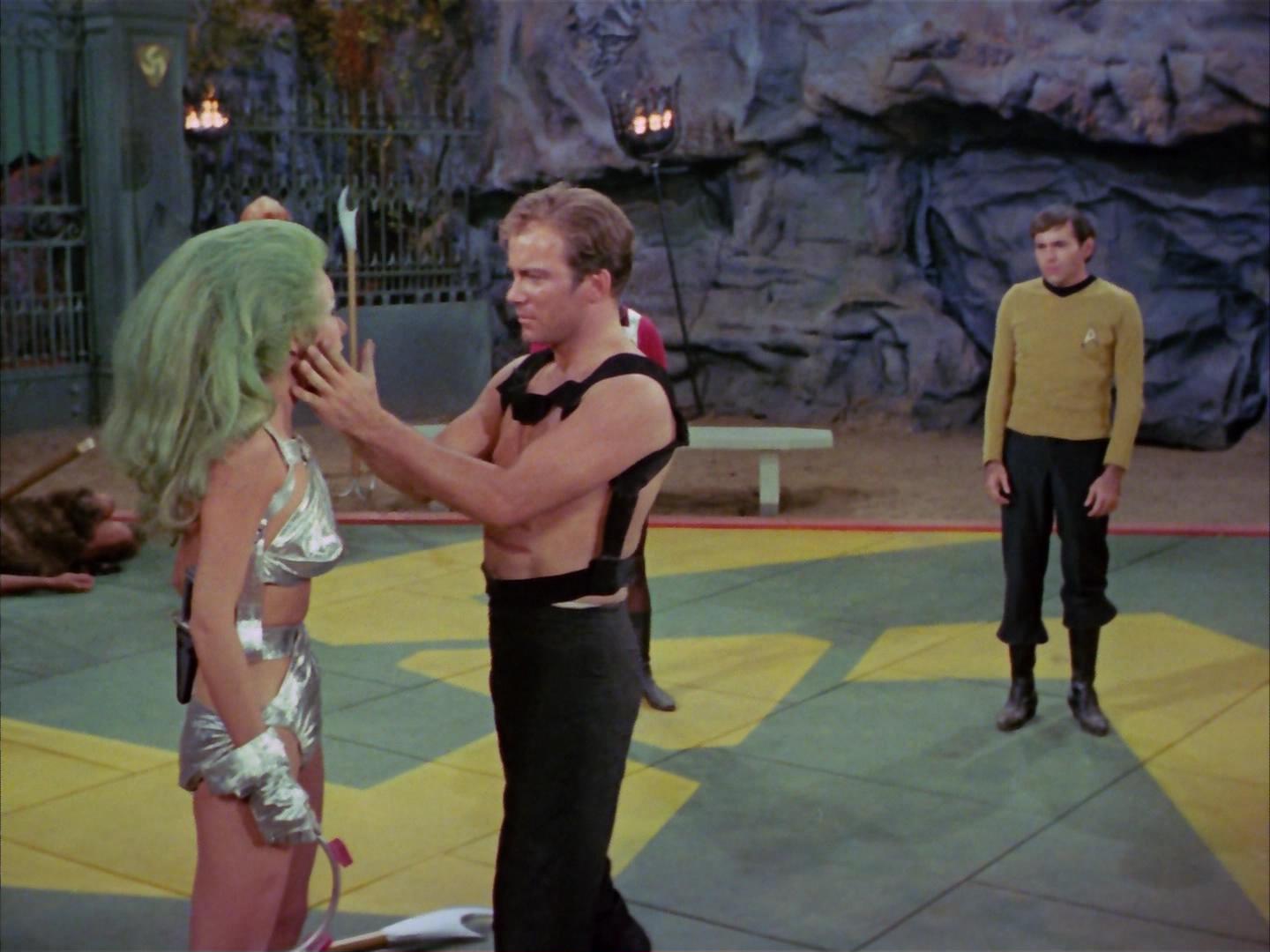 ariane179254_StarTrek_2x16_TheGamestersOfTriskelion_3170.jpg