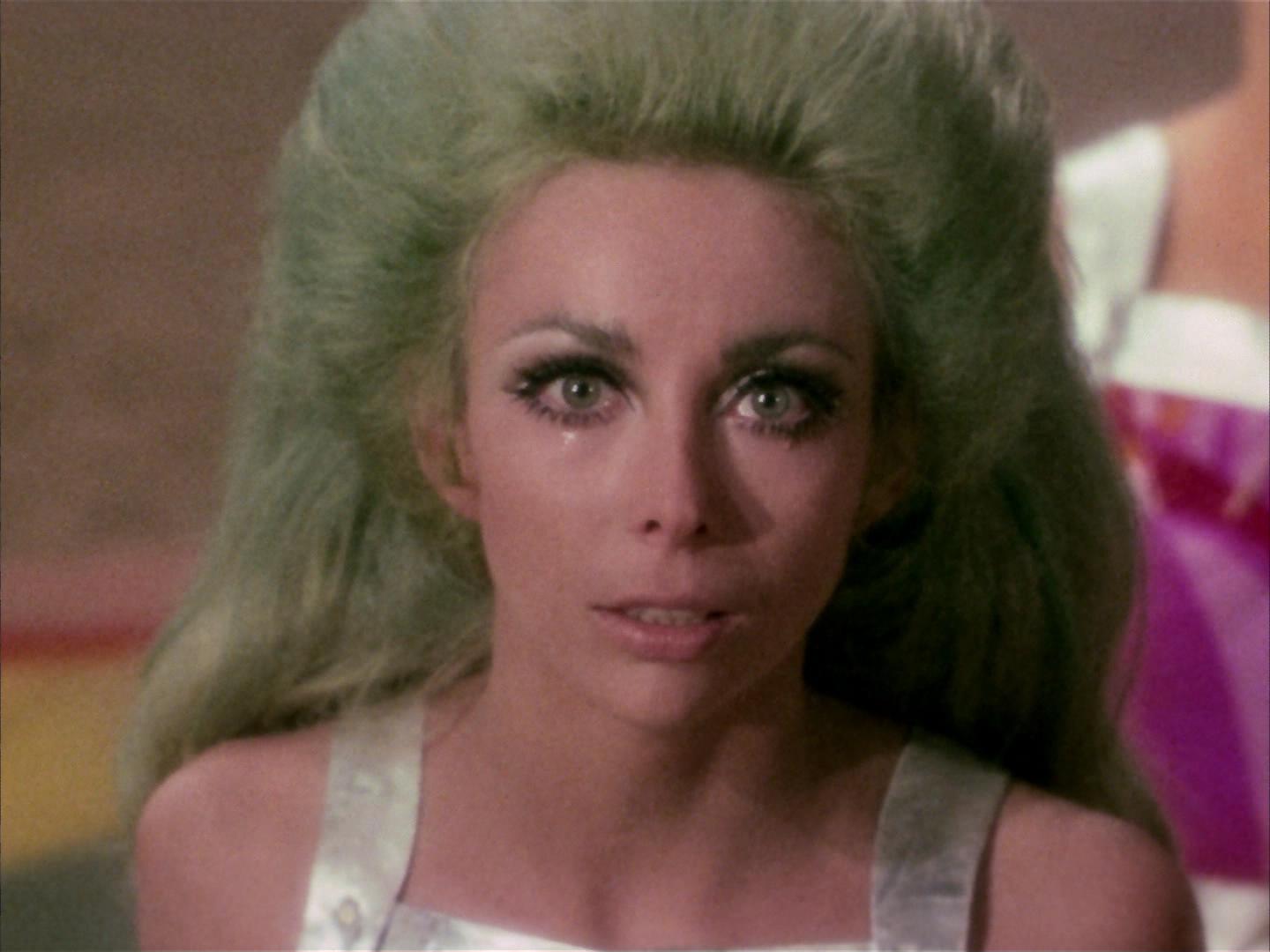 ariane179254_StarTrek_2x16_TheGamestersOfTriskelion_3225.jpg