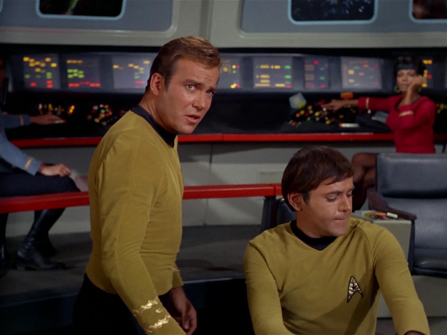 ariane179254_StarTrek_2x17_APieceOfTheAction_0015.jpg