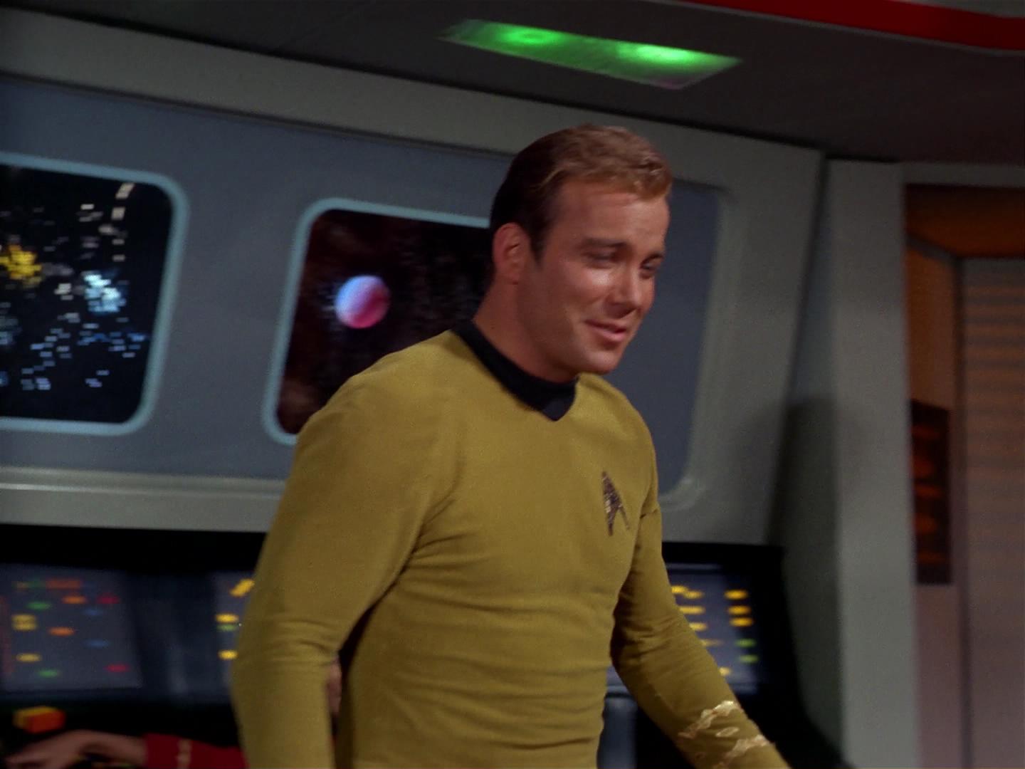 ariane179254_StarTrek_2x17_APieceOfTheAction_0029.jpg