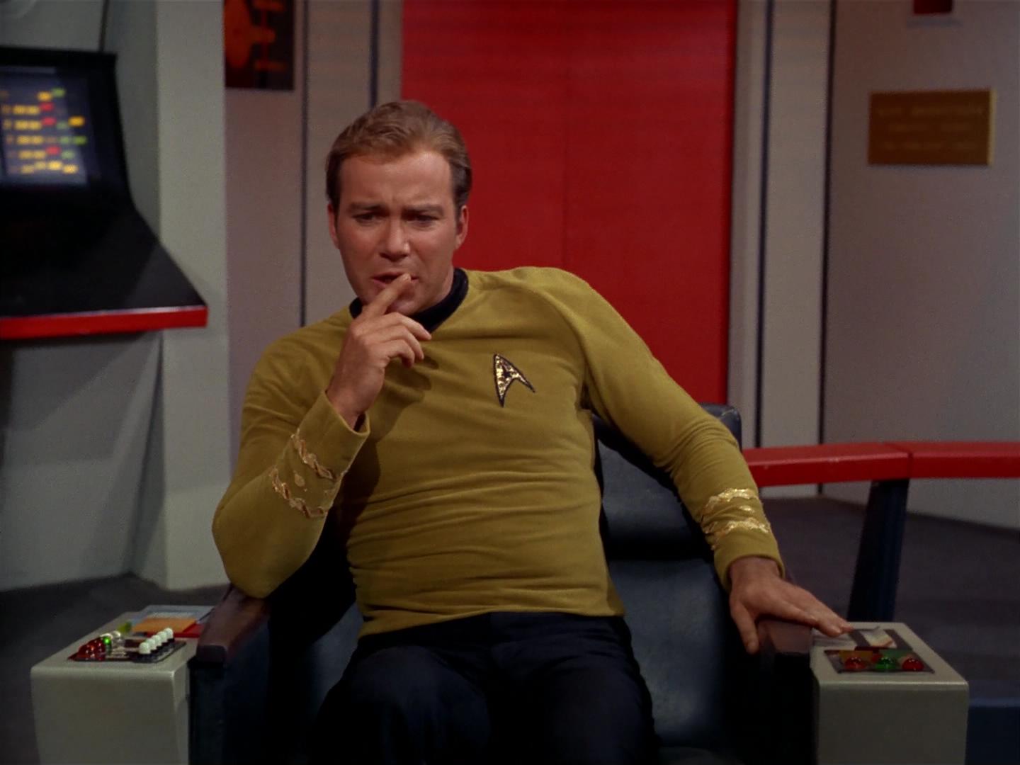 ariane179254_StarTrek_2x17_APieceOfTheAction_0060.jpg